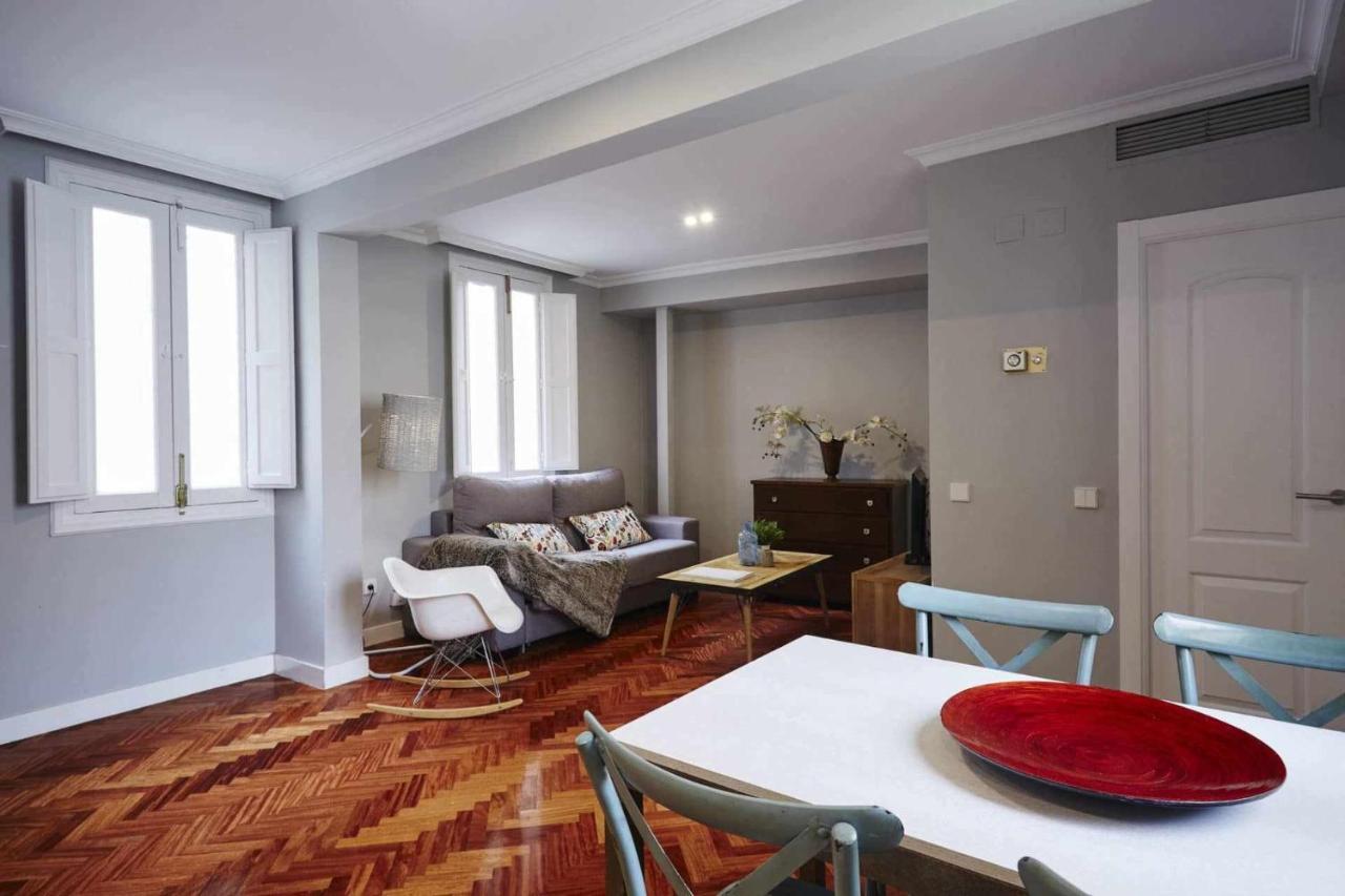 Apartamento V Alcalaretiro Ideal Parejas Madrid Exteriör bild