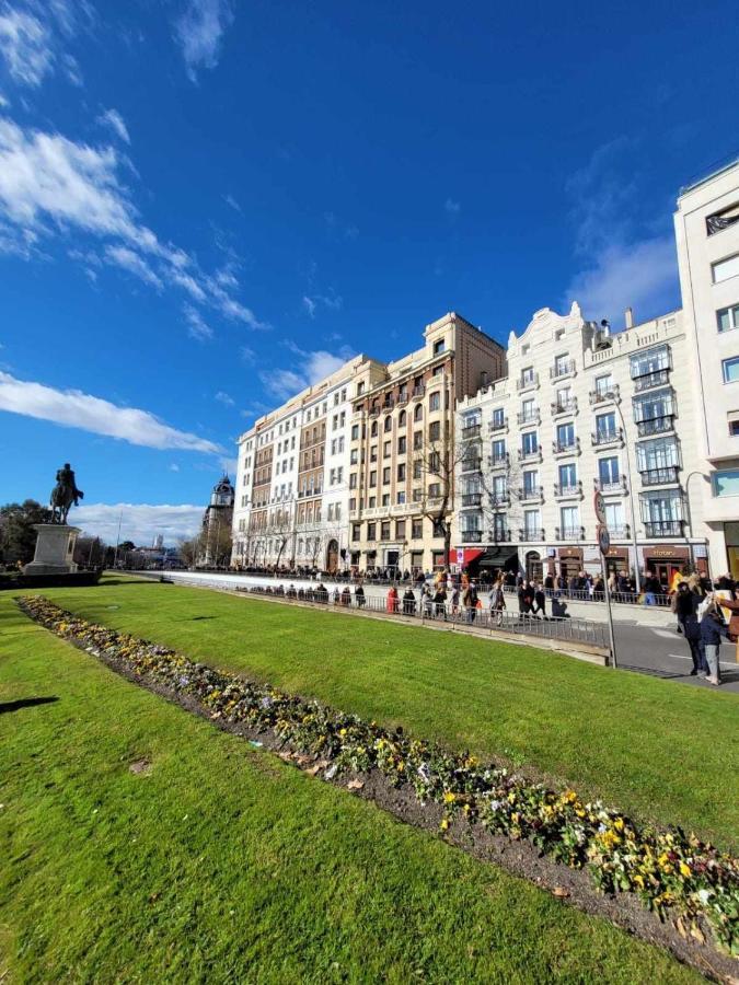 Apartamento V Alcalaretiro Ideal Parejas Madrid Exteriör bild