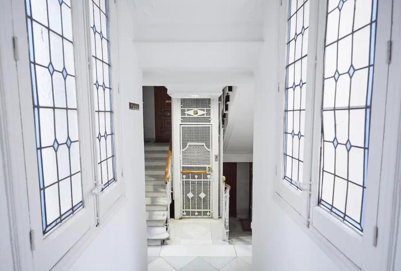Apartamento V Alcalaretiro Ideal Parejas Madrid Exteriör bild