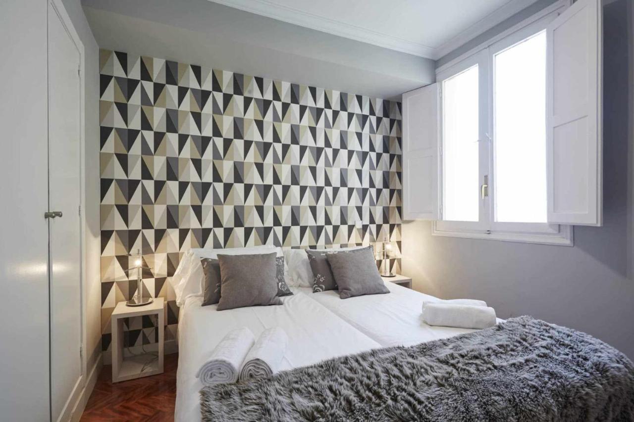 Apartamento V Alcalaretiro Ideal Parejas Madrid Exteriör bild